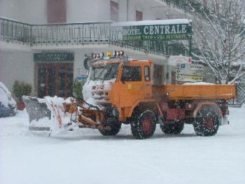 Foto laterale spazzaneve