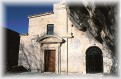 L'ingresso dell'eremo di Santo Spirito a Majella, pittoresco luogo di culto legato alla vita e alla predicazione di San Pietro Celestino